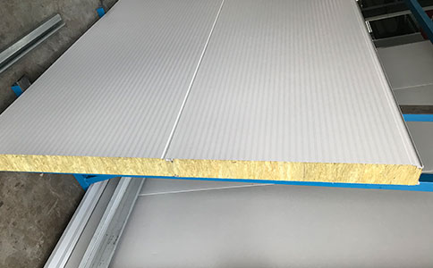 如何正確安裝巖棉夾芯板以確保保溫效果？